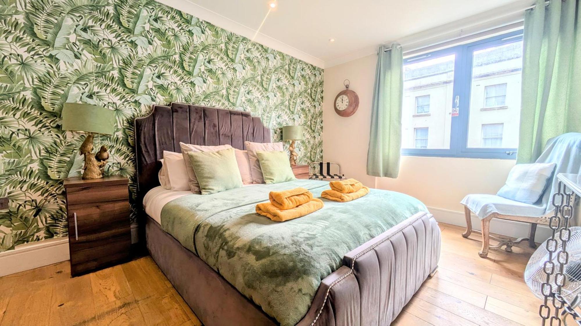 Central Riverside Apartment Bristol Dış mekan fotoğraf