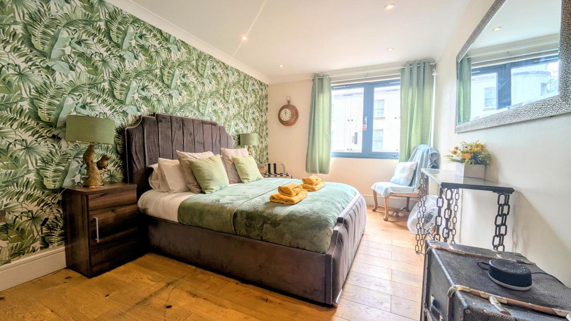 Central Riverside Apartment Bristol Dış mekan fotoğraf